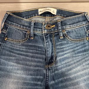 Girls Abercrombie jeans. Medium wash, size 12.